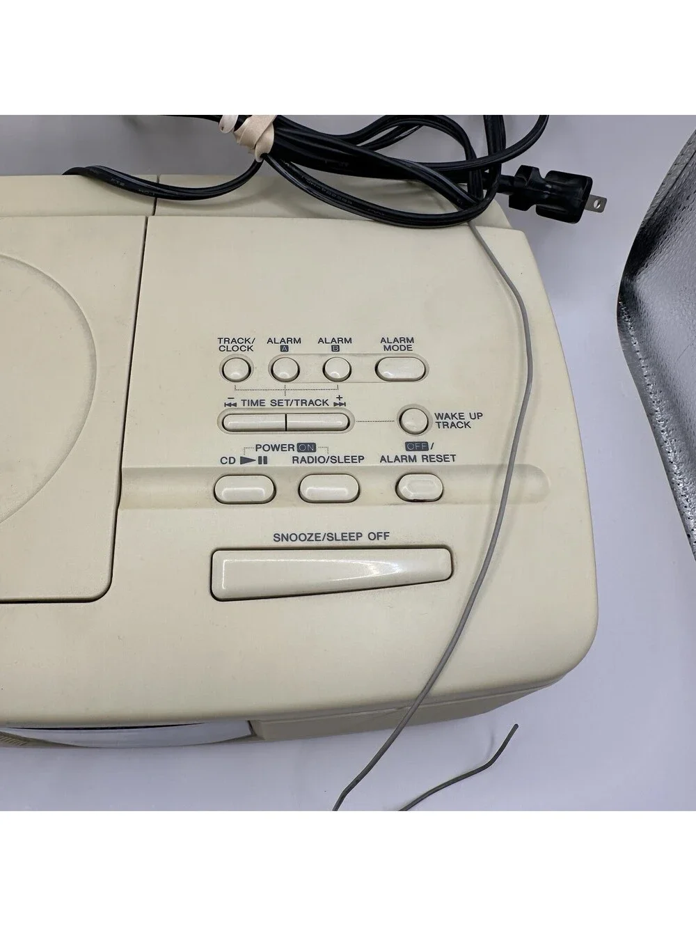 Sony DVD Alarm Clock Radio CD Player Tested Works Cream